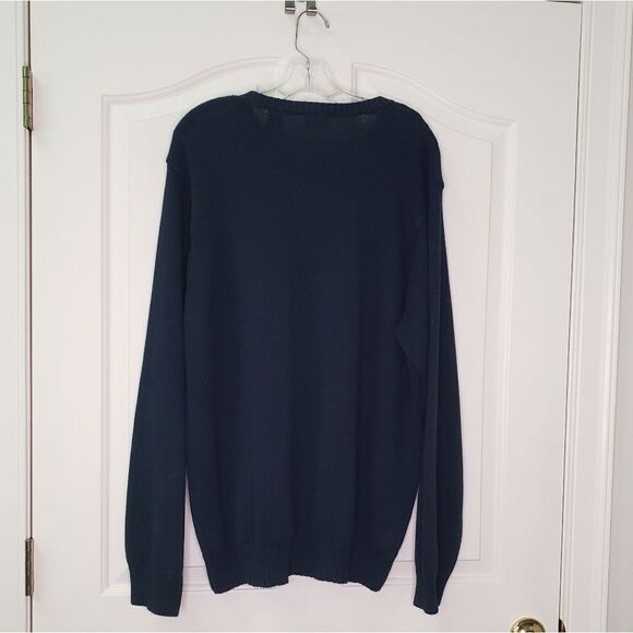 Izod Sweater - Picture 4 of 6